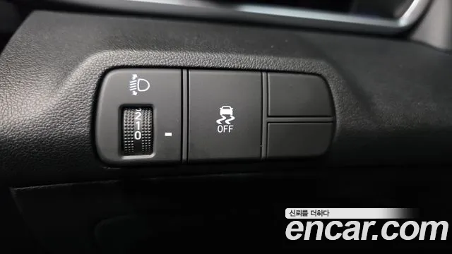 Hyundai Avante CN7 — Фото автомобиля 25