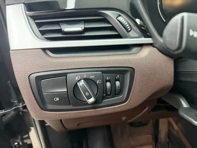 BMW X1 — Фото автомобиля 12