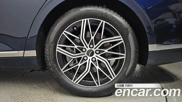 Genesis G90 Бензин 3.5 турбо AWD — Фото автомобиля 15