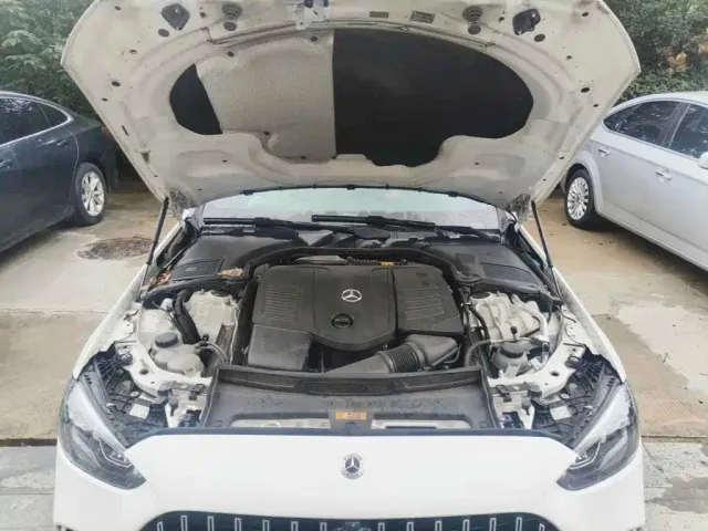 Mercedes-Benz C-Class — Фото автомобиля 3
