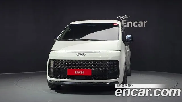 Hyundai Staria — Фото автомобиля 3