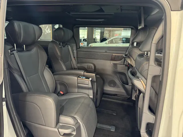 Toyota Alphard — Фото автомобиля 13