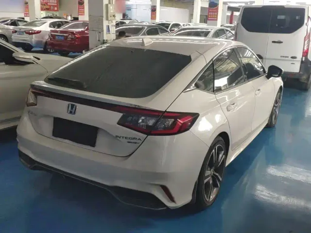 Honda Integra — Фото автомобиля 6