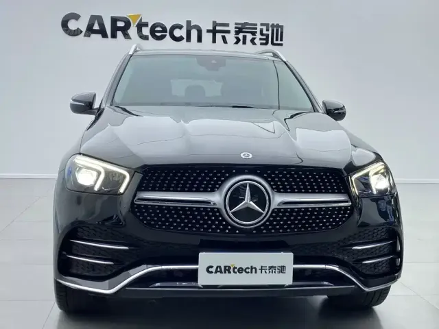 Mercedes-Benz GLE-Class — Фото автомобиля 10
