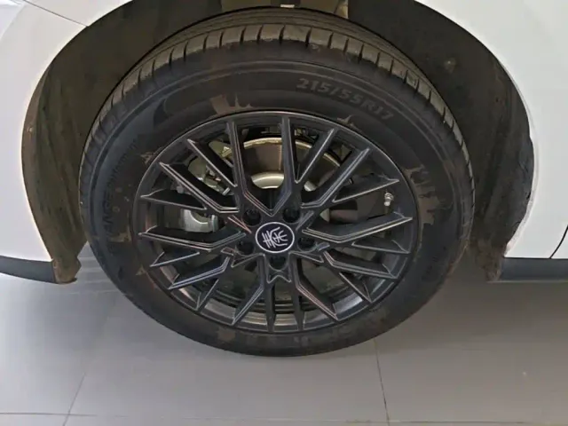 BYD Qin PLUS — Фото автомобиля 22