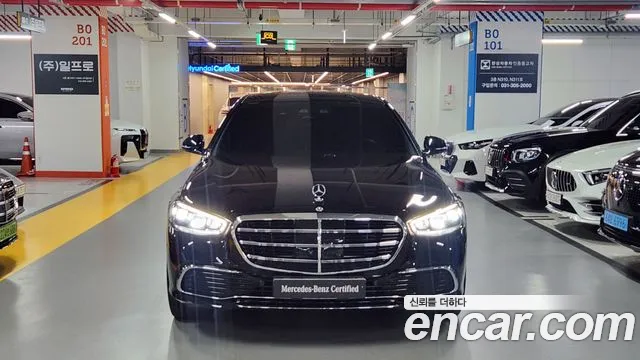 Mercedes-Benz S-Class — Фото автомобиля 2