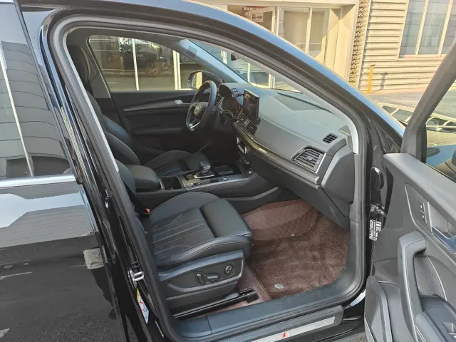 Audi Q5L — Фото автомобиля 16
