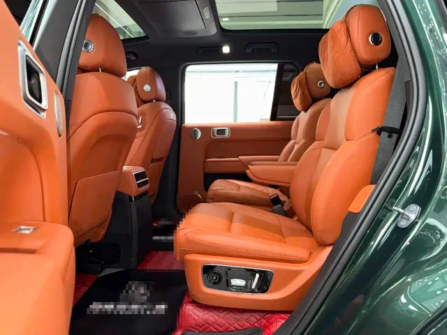 Li Auto L9 — Фото автомобиля 8