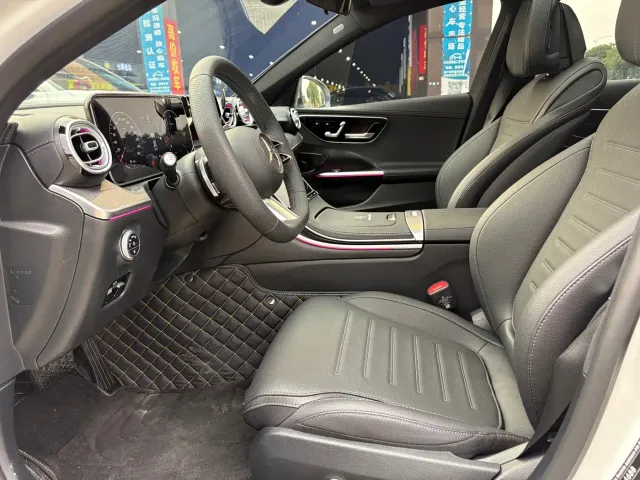 Mercedes-Benz C-Class — Фото автомобиля 11