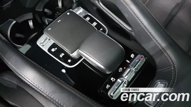 Mercedes-Benz GLE-Class — Фото автомобиля 17