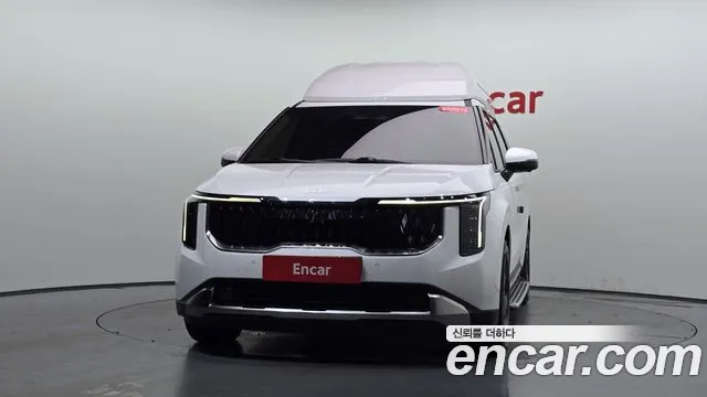 Kia Carnival — Фото автомобиля 3