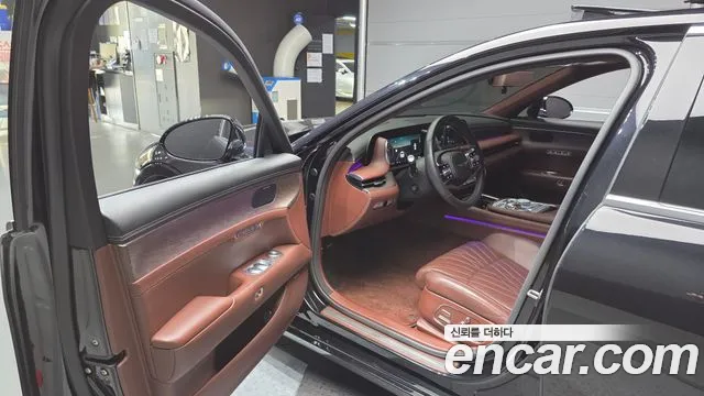 Genesis G90 Бензин 3.5 турбо AWD — Фото автомобиля 10