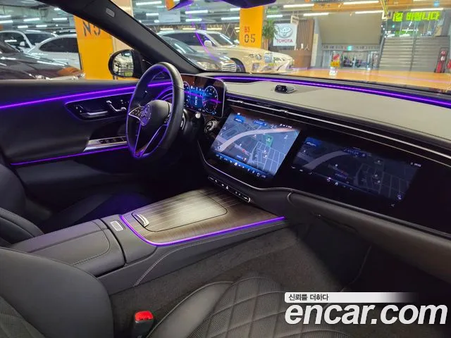 Mercedes-Benz E-Class — Фото автомобиля 10