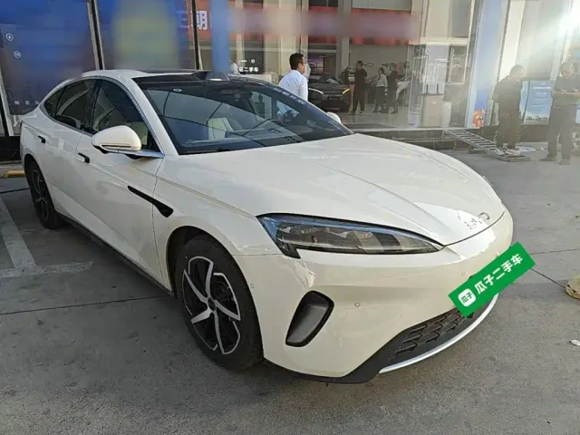 BYD Seal 07 DM-i — Фото автомобиля 3