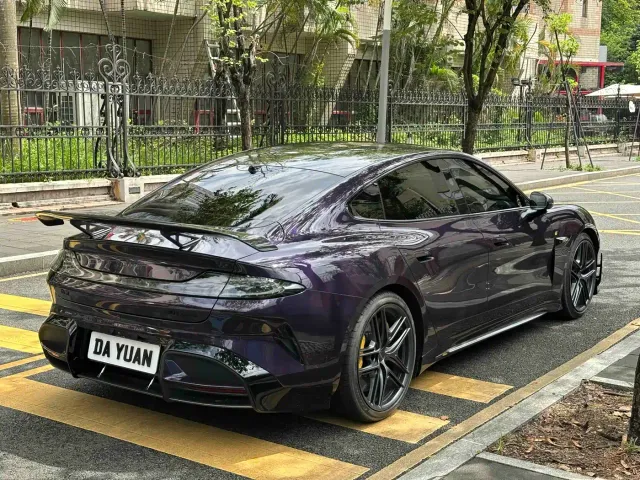 Xiaomi SU7 Ultra — Фото автомобиля 22