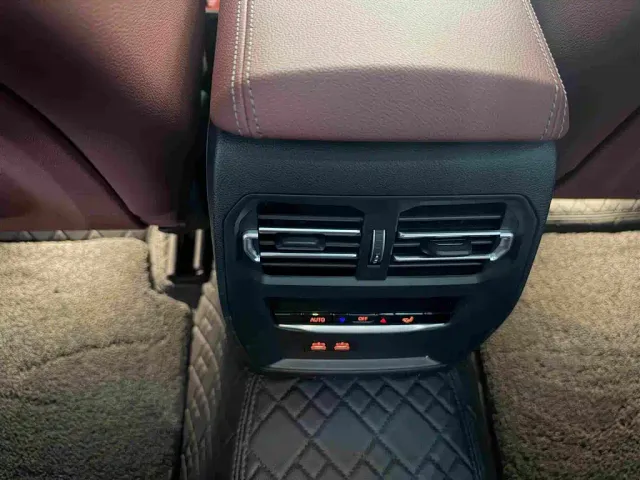 BMW 3 Series — Фото автомобиля 14