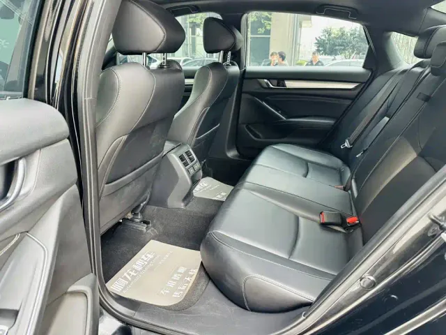 Honda Inspire — Фото автомобиля 12