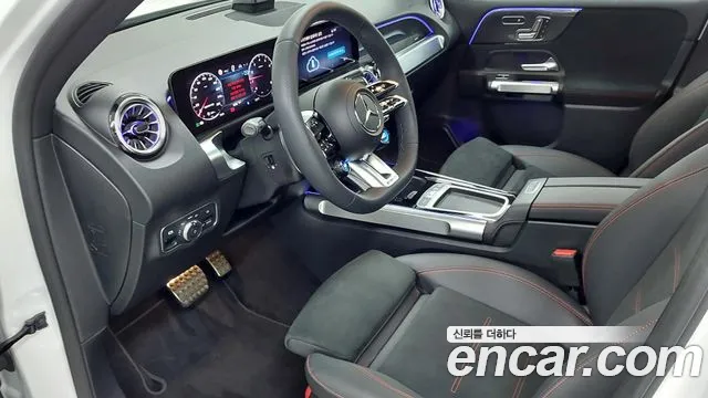 Mercedes-Benz GLB-Class — Фото автомобиля 14