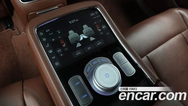 Genesis G90 Бензин 3.5 турбо AWD — Фото автомобиля 18