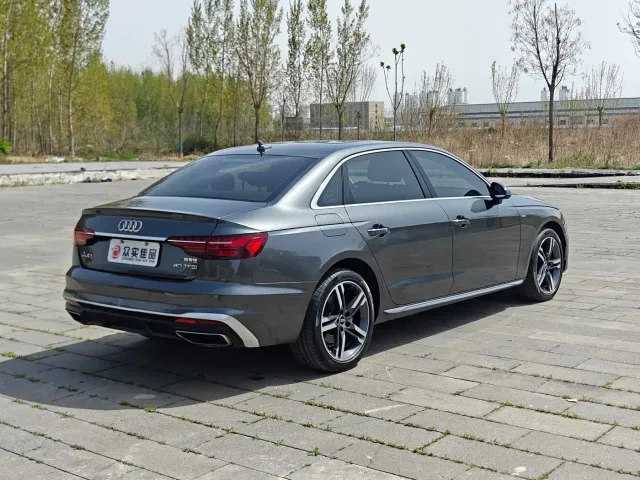 Audi A4L — Фото автомобиля 7