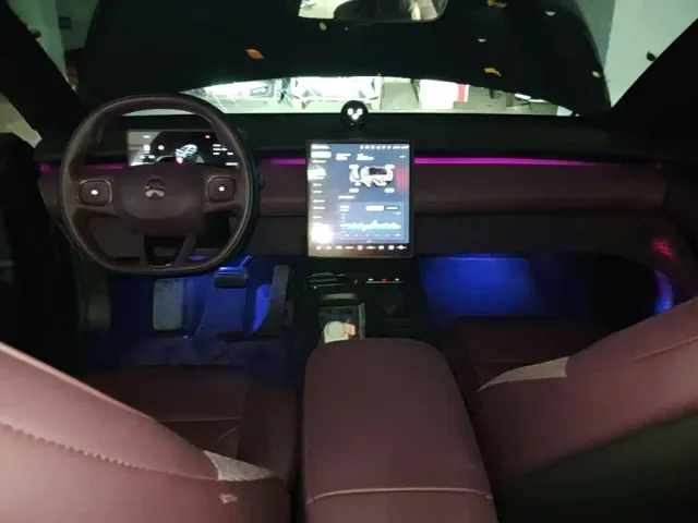 Nio ET5 Touring — Фото автомобиля 9