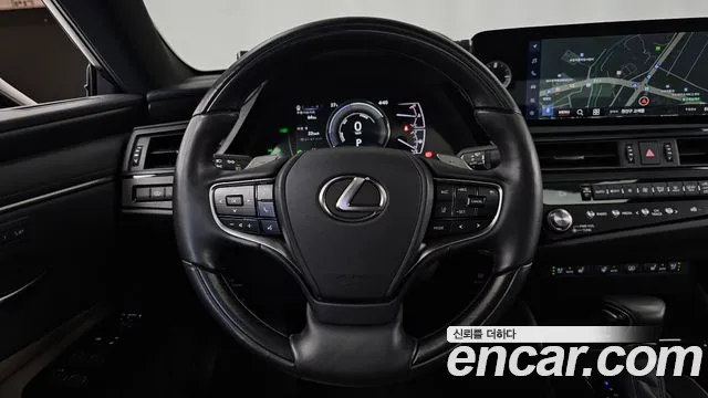 Lexus ES Generation 7 — Фото автомобиля 12