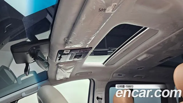 Hyundai Staria Staria 4WD Lounge 9 мест — Фото автомобиля 15