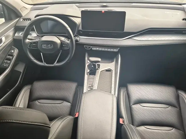 Geely Xingrui — Фото автомобиля 4