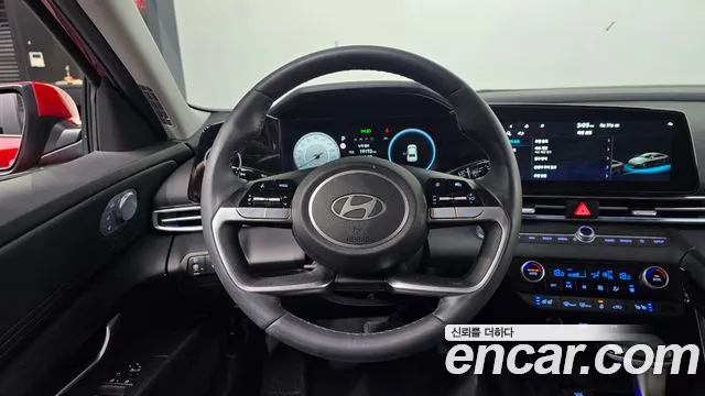 Hyundai AVANTE Новый Avante (CN7) — Фото автомобиля 13