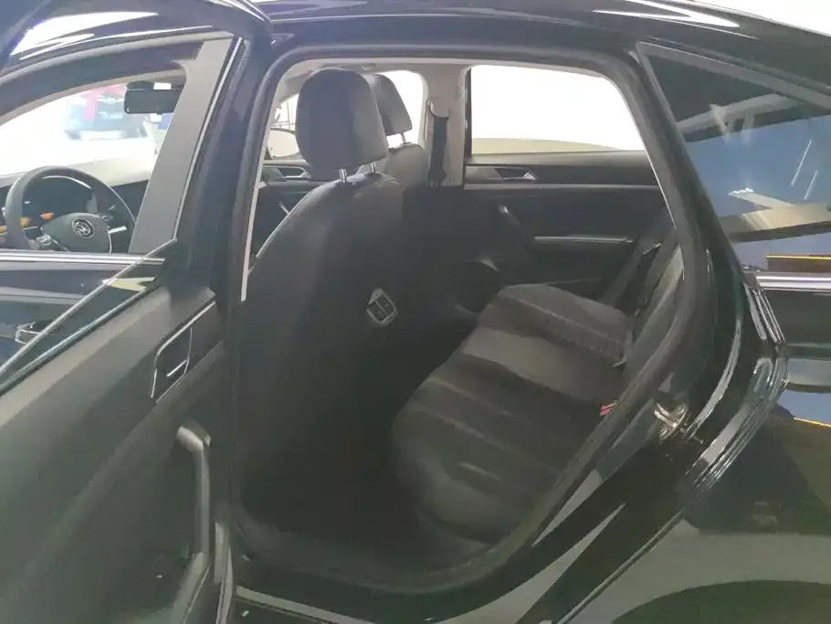 Volkswagen Lavida 2022 280TSI DSG Comfort Edition — Фото автомобиля 11