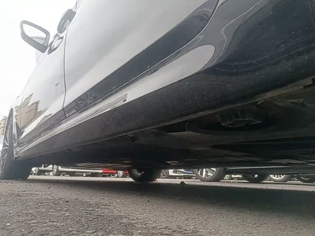BMW 5 Series — Фото автомобиля 21