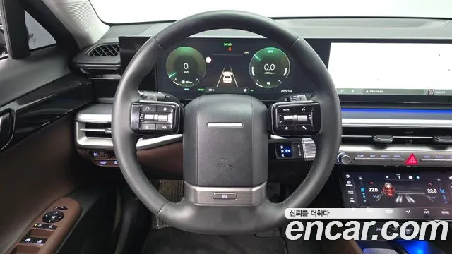 Hyundai Grandeur GN7 — Фото автомобиля 18