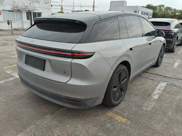 Li Auto i6 — Фото автомобиля 2