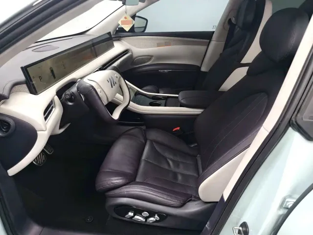 IM Motors IM LS7 2023 Model 90kWh Elite RWD Edition — Фото автомобиля 10