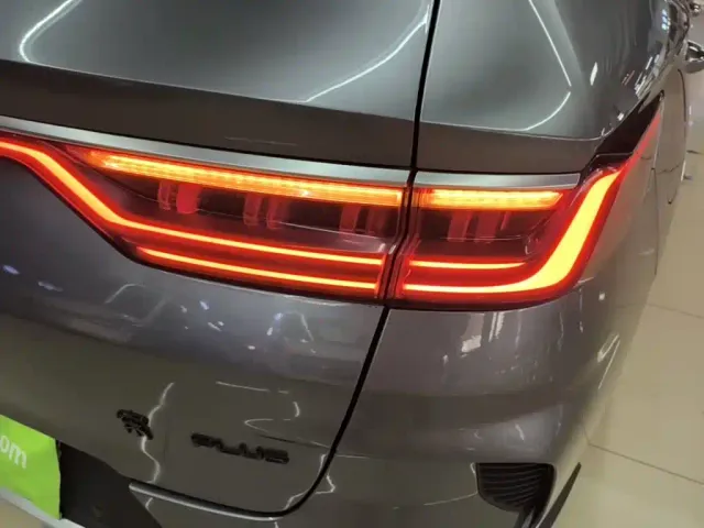 BYD Song PLUS PHEV 2021 EV Premium Model — Фото автомобиля 7