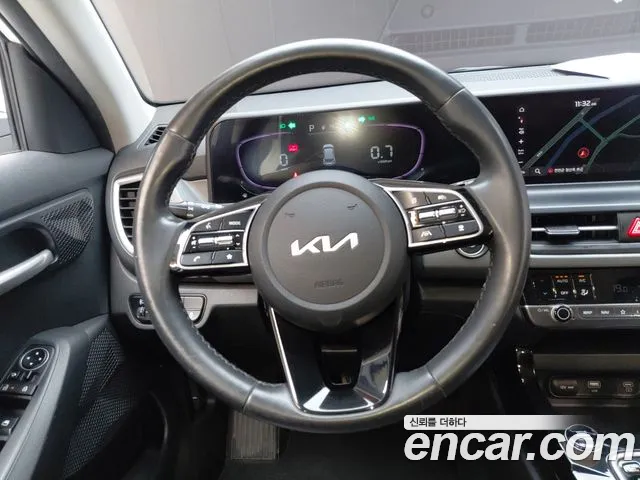 Kia Seltos Новый Seltos Бензин 2.0 2WD — Фото автомобиля 14