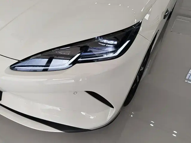 BYD Seal 06 — Фото автомобиля 23