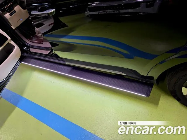Kia Carnival Generation 4 — Фото автомобиля 14