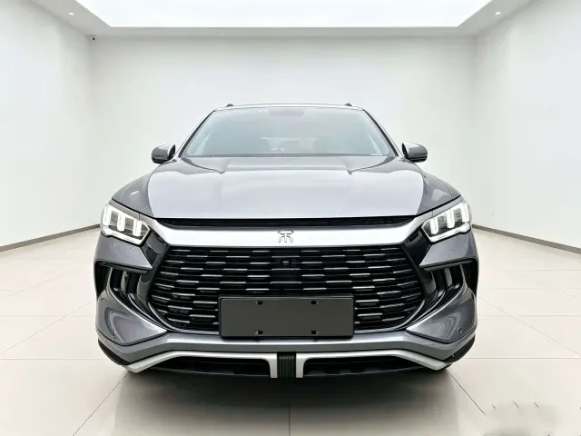 BYD Song Pro — Фото автомобиля 2