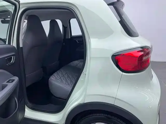Leapmotor T03 — Фото автомобиля 14