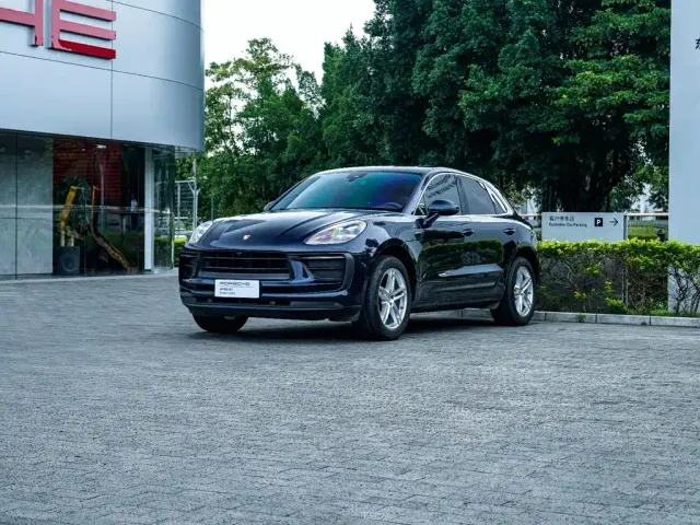 Фотография автомобиля — Porsche Macan