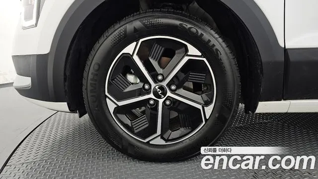Kia Niro The All New — Фото автомобиля 5