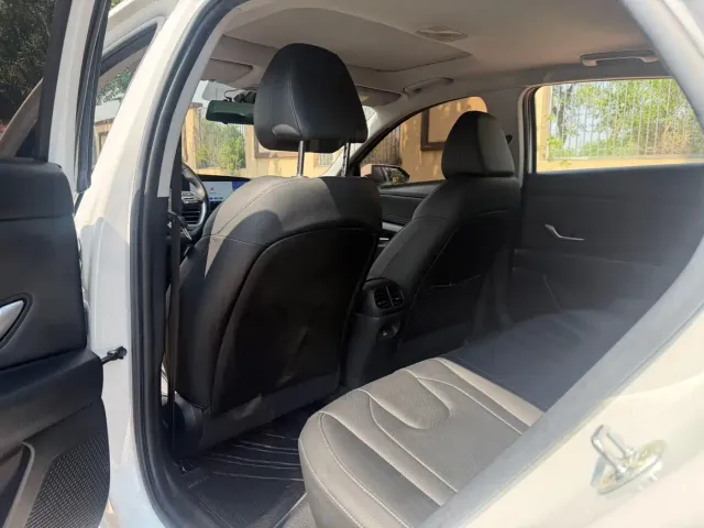 Hyundai Elantra — Фото автомобиля 17