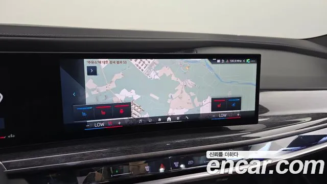 BMW 7-Series — Фото автомобиля 14