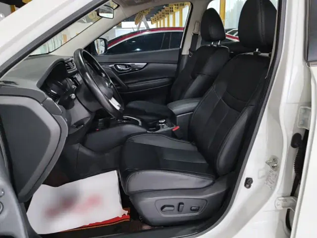 Nissan X-Trail — Фото автомобиля 14