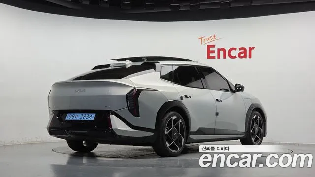 Фотография автомобиля — Kia EV4