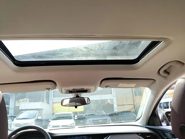Buick Regal — Фото автомобиля 17