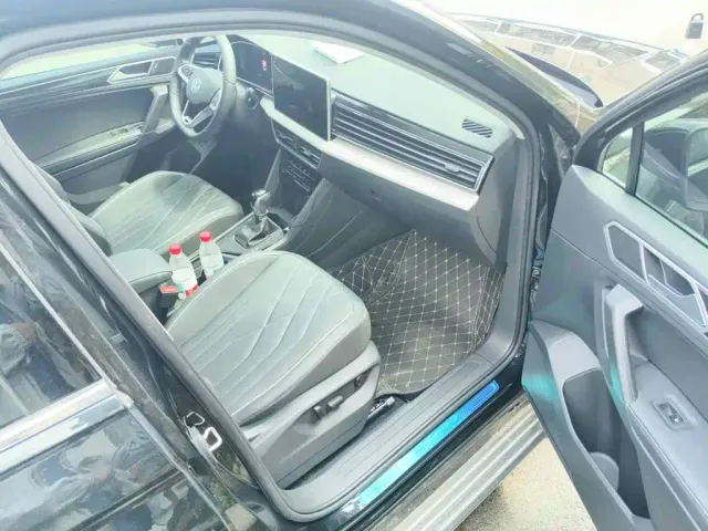 Volkswagen Tiguan L 2025 Model 300TSI Auto 2WD Dragon Edition — Фото автомобиля 13