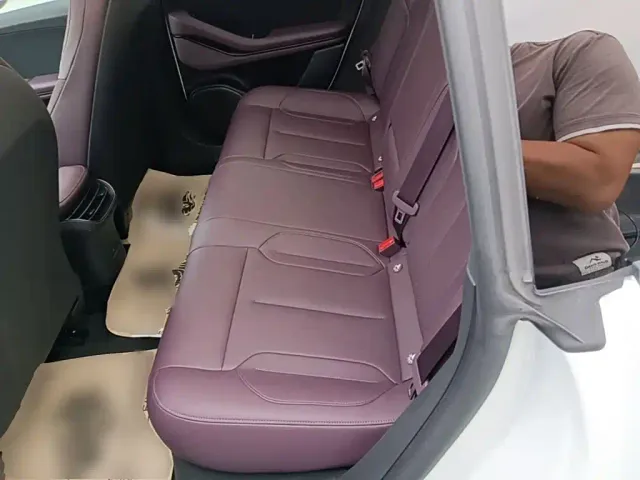 Nio ET5 Touring — Фото автомобиля 16