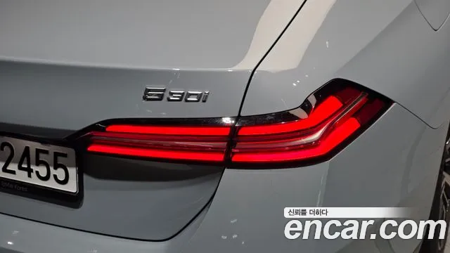 BMW 5-Series 5 серия (G60) 530i xDrive M Sport — Фото автомобиля 23